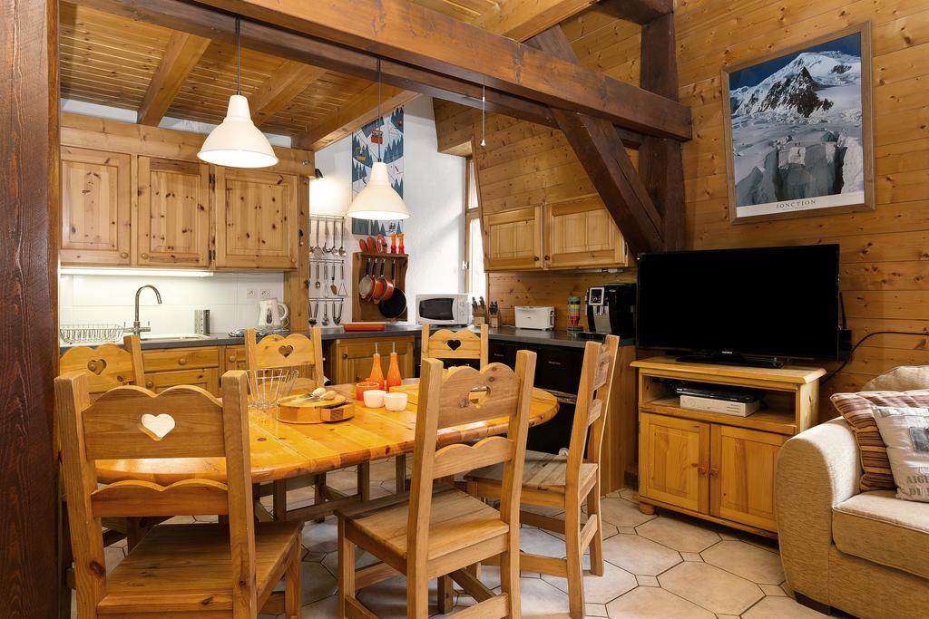 Apartment Vila 1 - Cosy Central Chamonix Loft Eksteriør billede